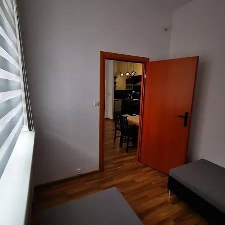 Apartament Instaldom